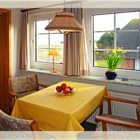 Apartment Heckenrose1-og-mitte *